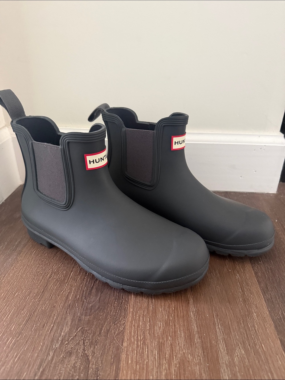 NWOT Navy Hunter Rain Booties